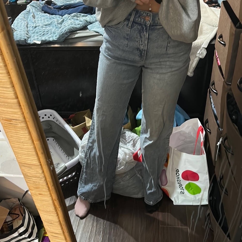 Whole leg high rise express jeans